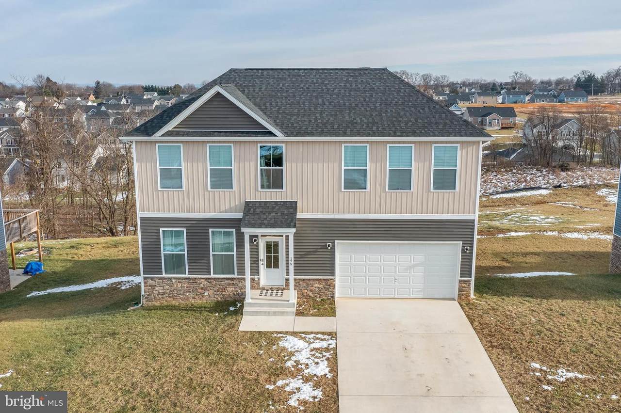 179 PEKING LN - Photo 1