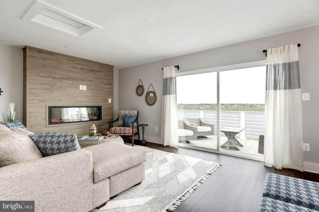 206 Jessica Lyn Ave - Photo 1