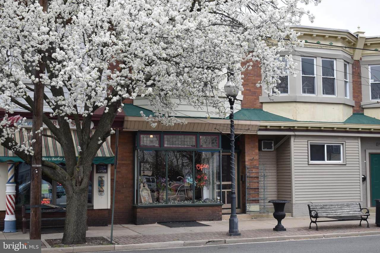 603 Monmouth Street - Photo 1