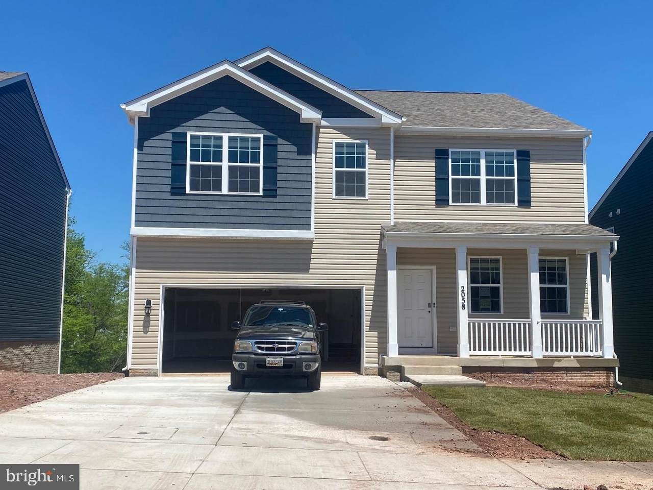 2058 Pomona Way - Photo 1