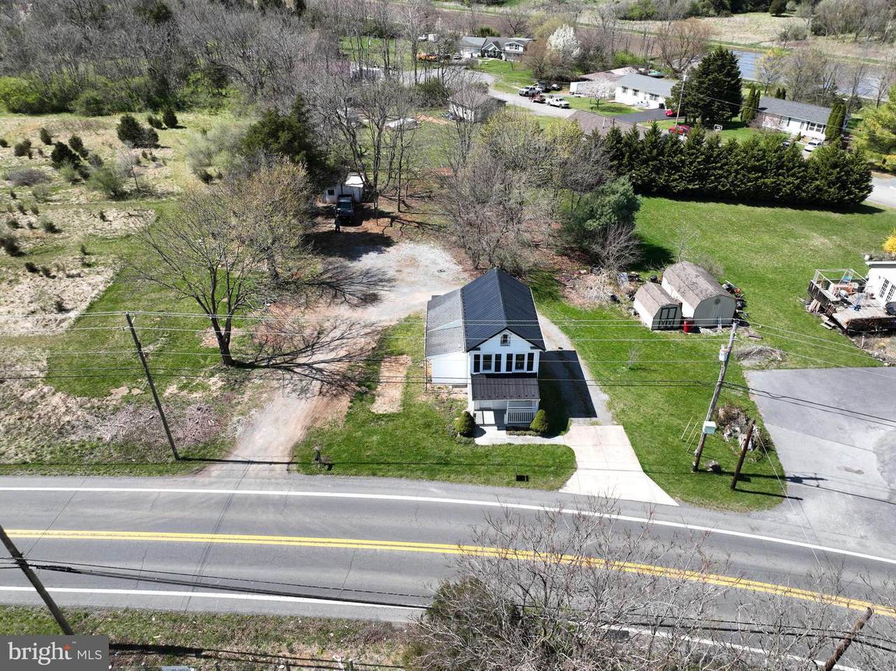 3803 Williamsport Pike - Photo 1