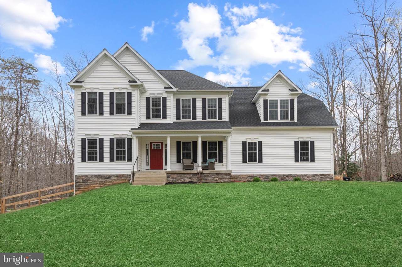 14 Chase Drive - Photo 1