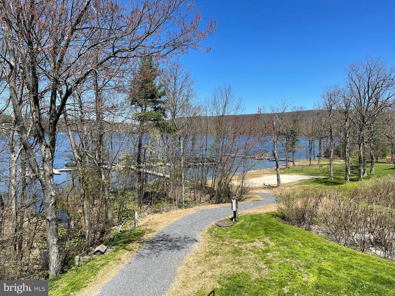 565 Glendale Road - Photo 1