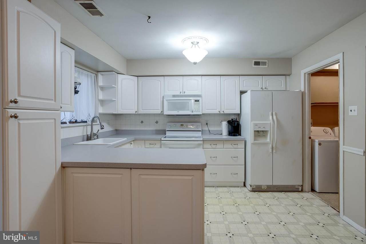 8 Sycamore Court - Photo 1