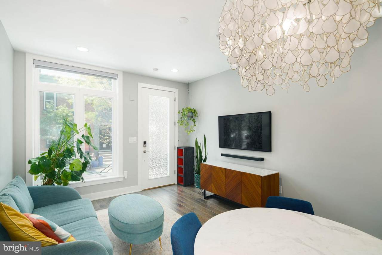 1225 30TH Street - Photo 1