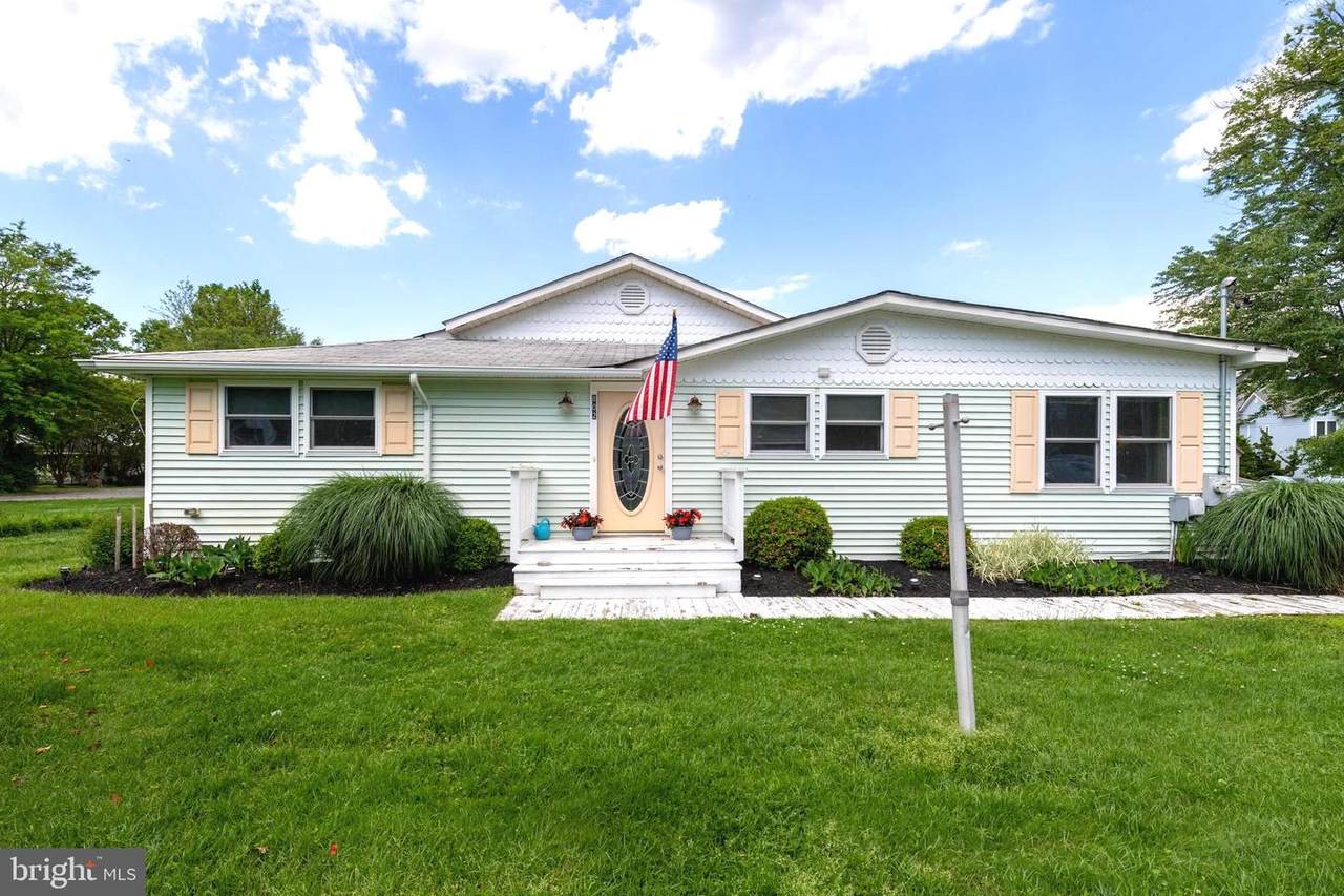 802 Walnut Avenue - Photo 1