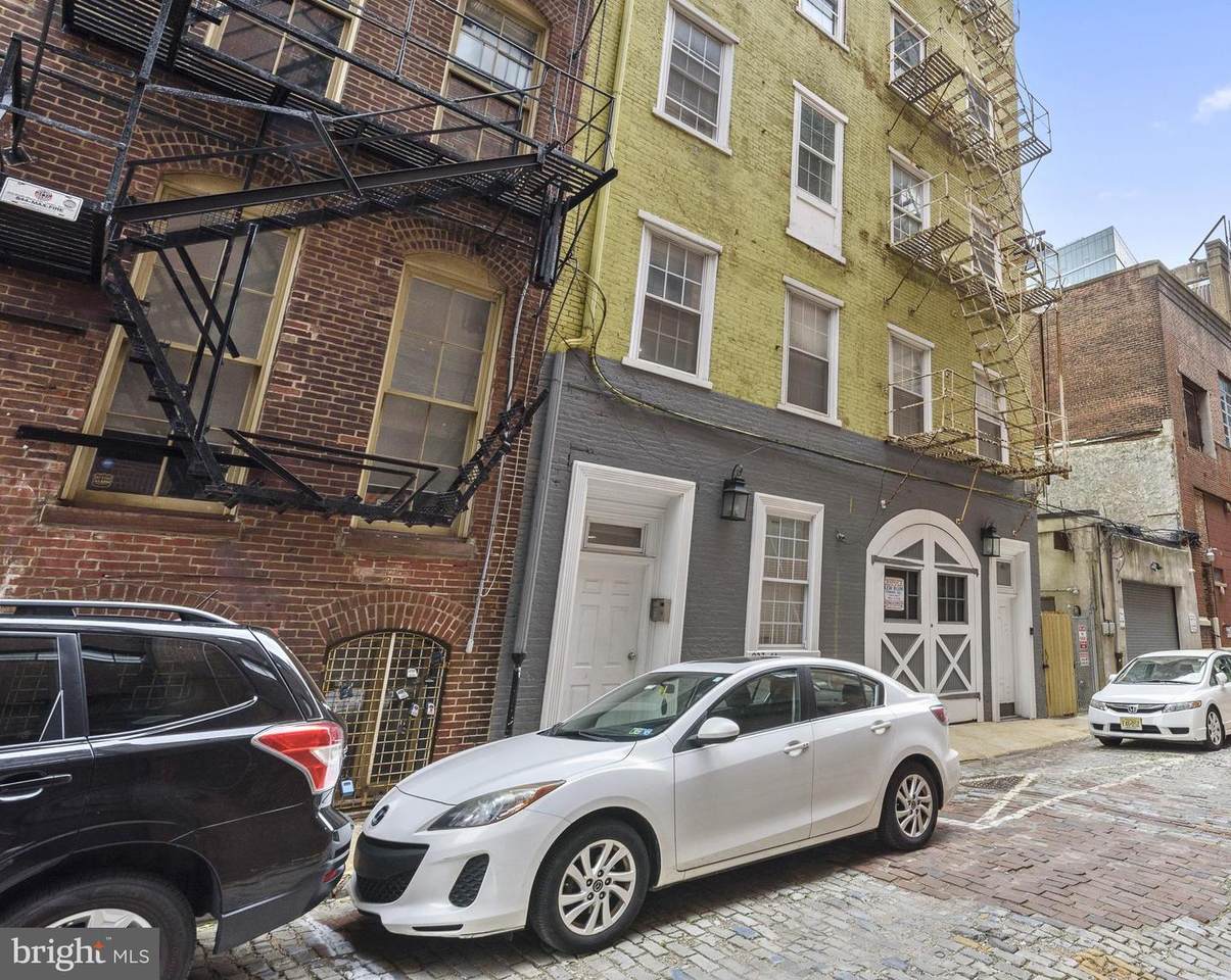 237-41 Bread Street - Photo 1