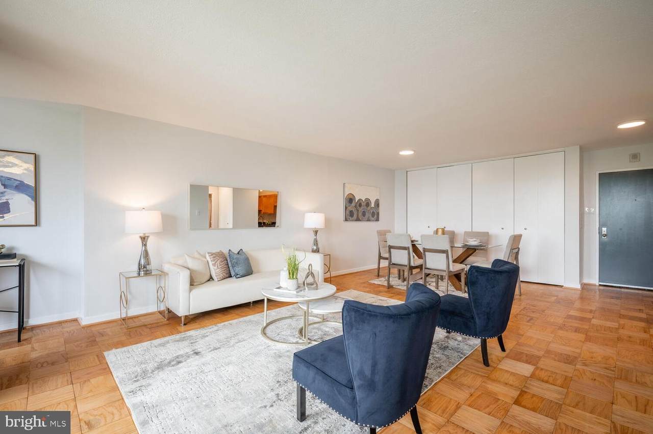 1245 4TH ST SW - Photo 1
