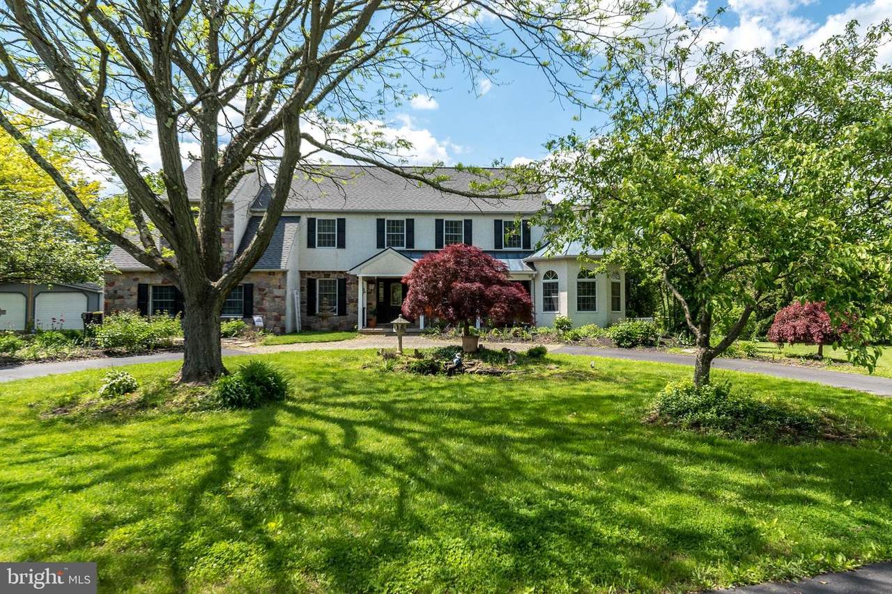 1356 Sweetbriar Road - Photo 1