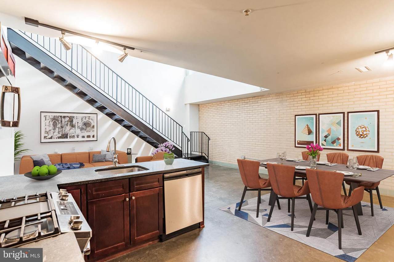 701 Lamont Street - Photo 1