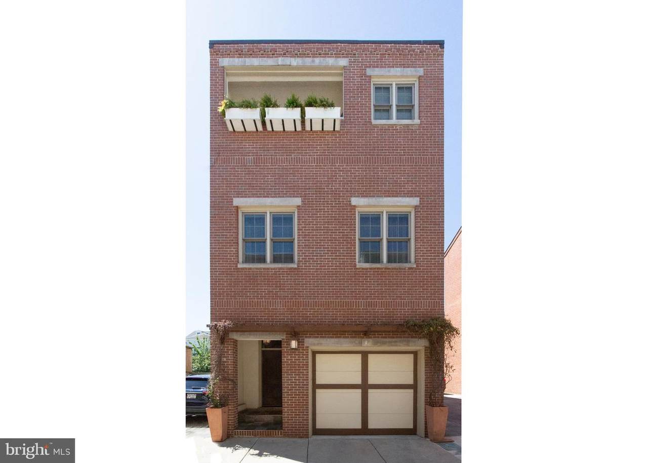 514 Darien Street - Photo 1