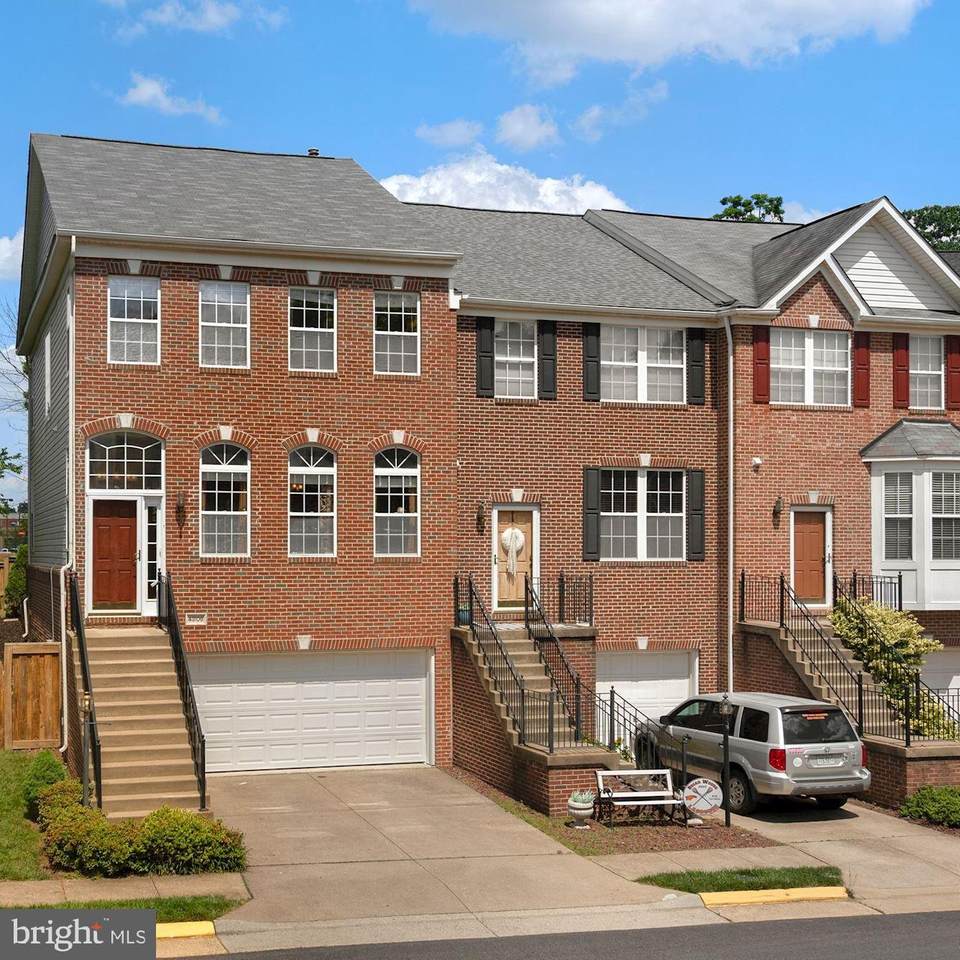 43106 Forest Edge Square - Photo 1