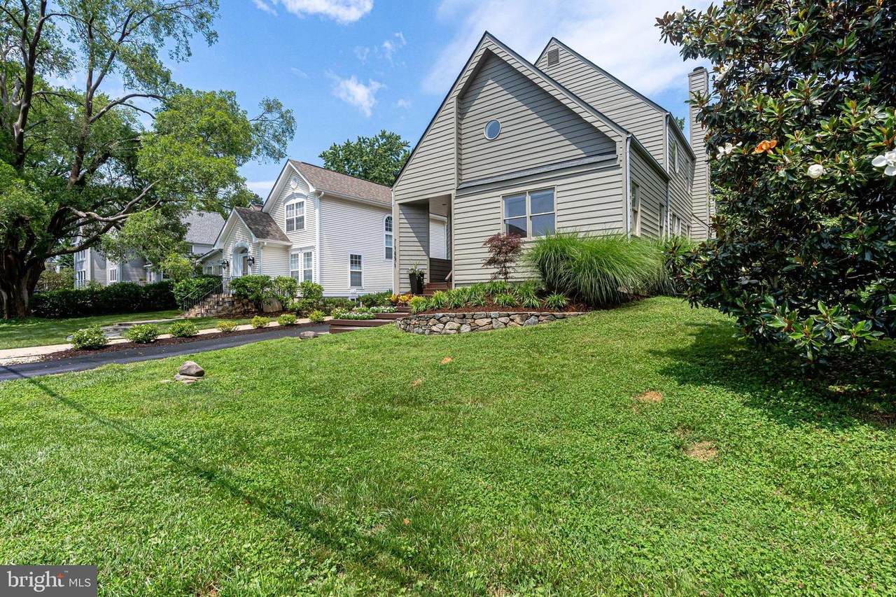 1431 Cedar Avenue - Photo 1