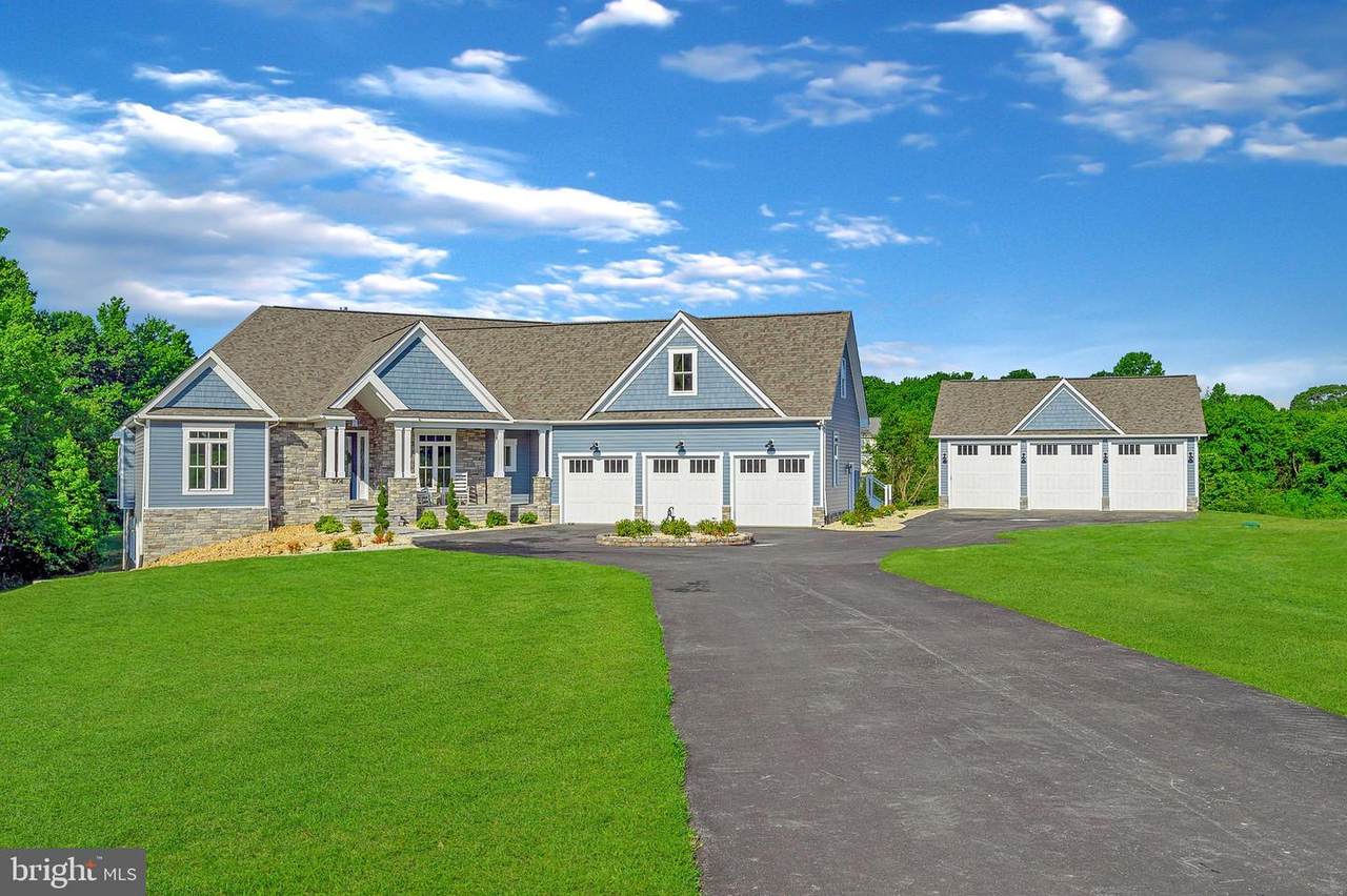 7704 Loch Lomond Court - Photo 1