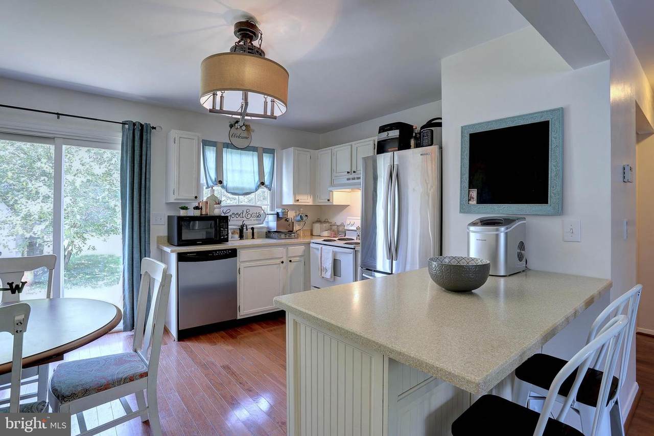 8033 Pine Ridge Road - Photo 1