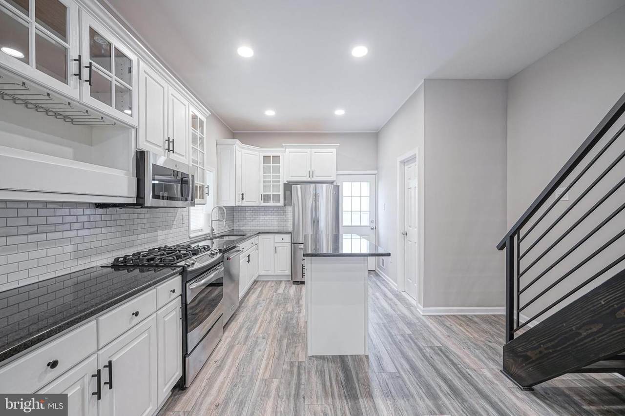 2523 Madison Street - Photo 1