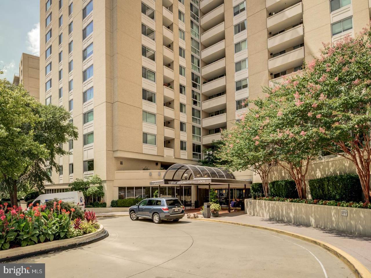 4601 N Park Ave - Photo 1