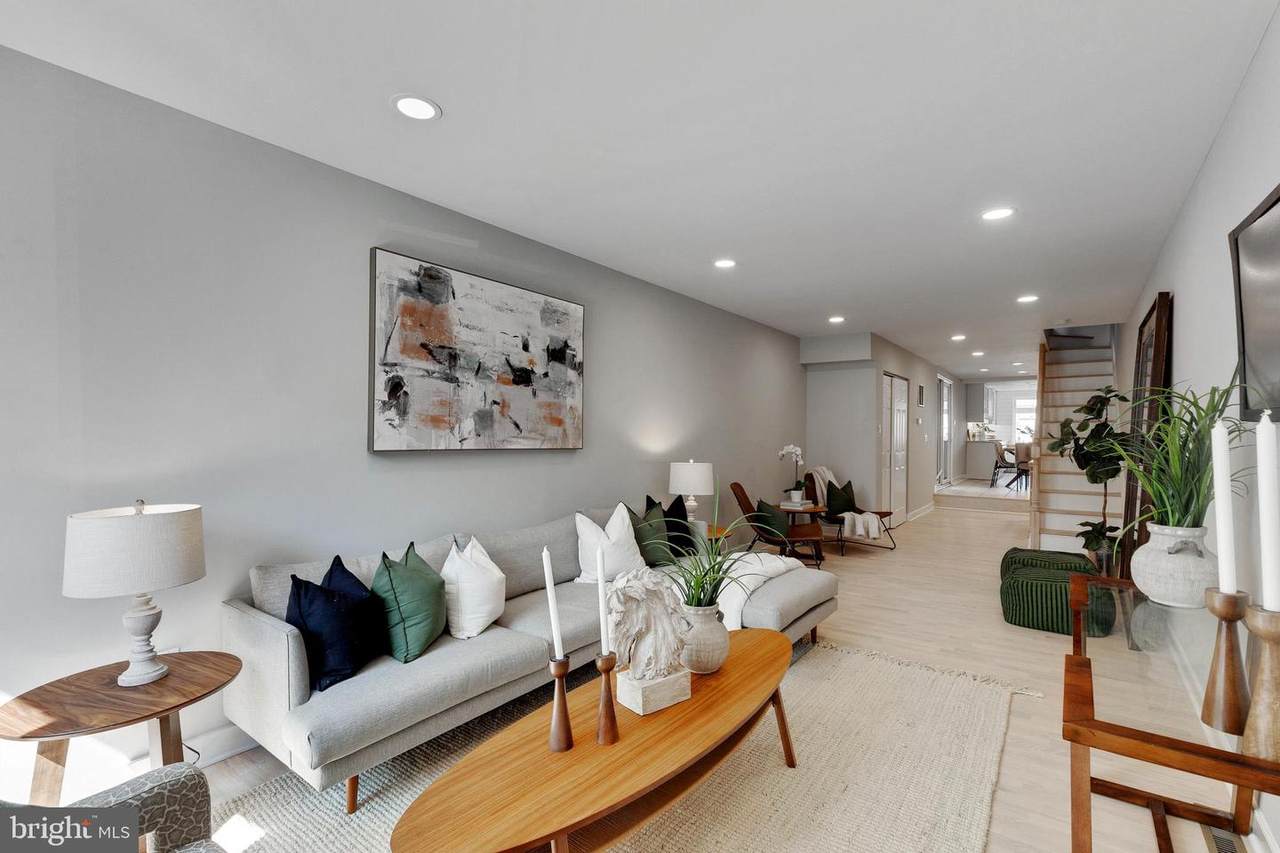 909 2ND Street - Photo 1