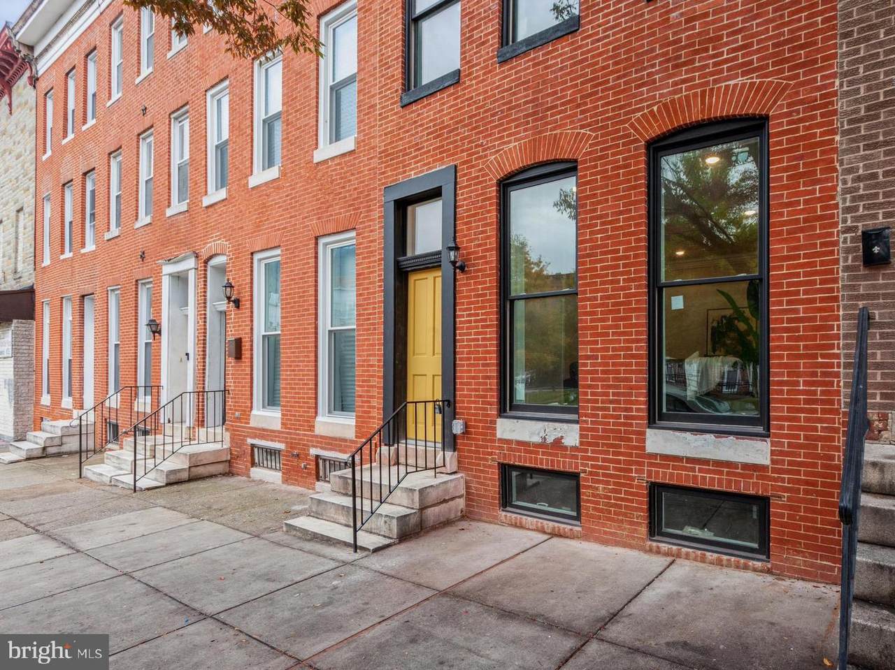 1010 Broadway - Photo 1