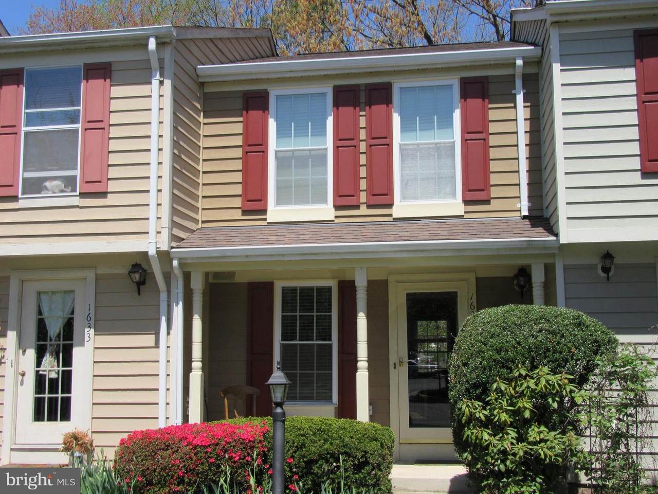 1635 Fieldthorn Drive - Photo 1