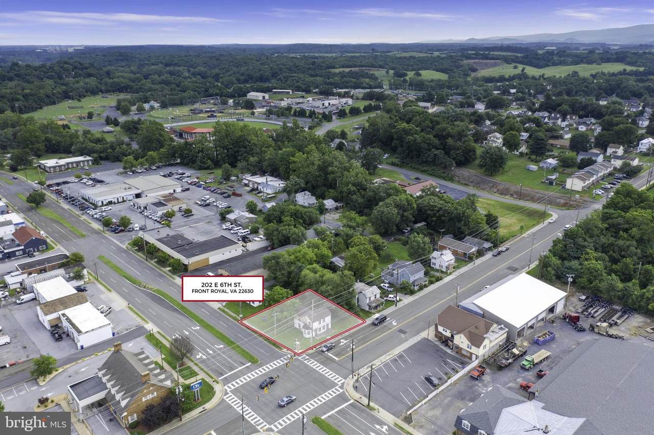 202 6TH Street - Photo 1