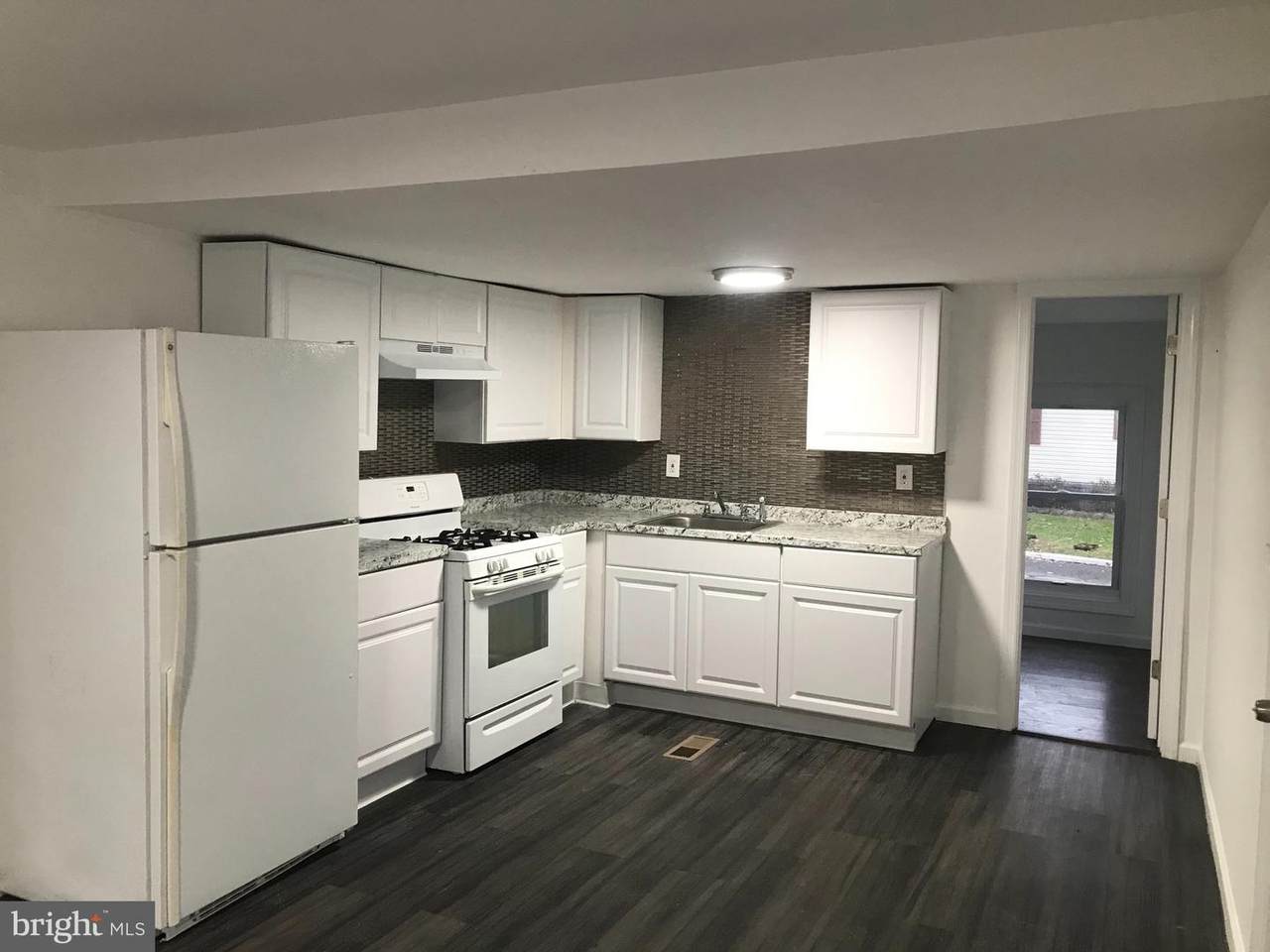 220 Ohio Avenue - Photo 1