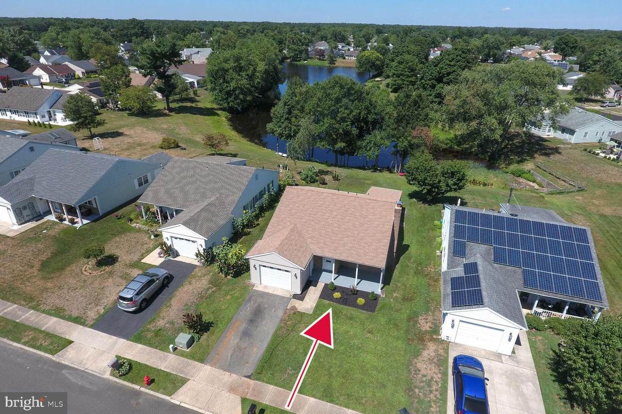 177 Dorchester Drive - Photo 1