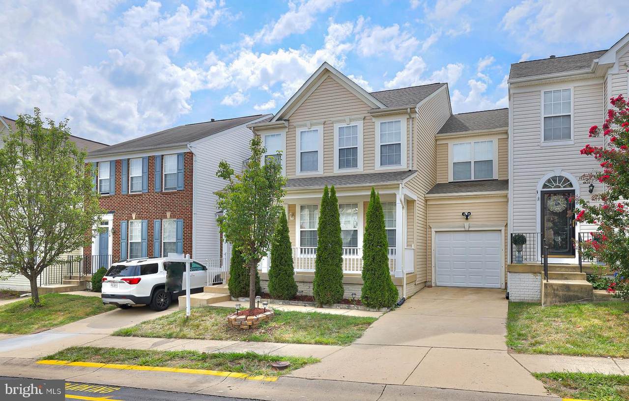 112 Douglas Drive - Photo 1