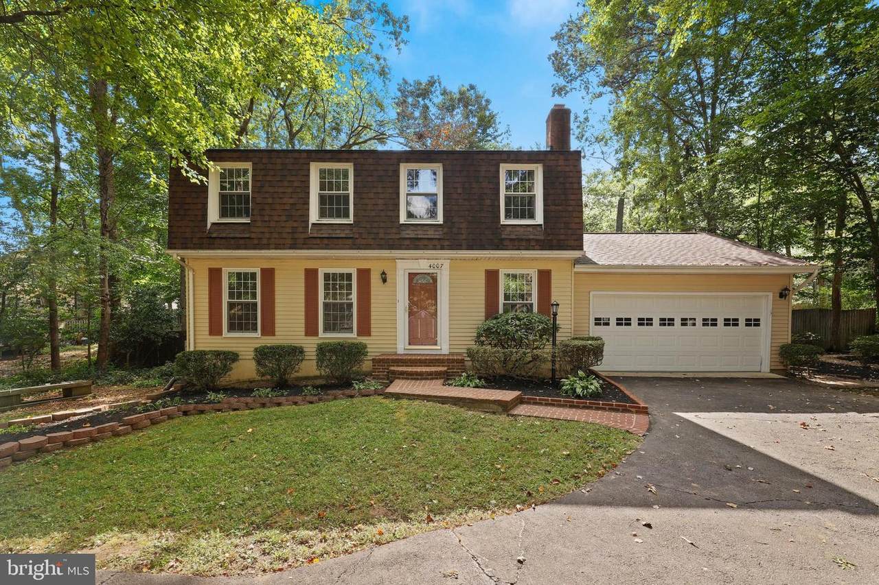 4007 Buckingham Court - Photo 1