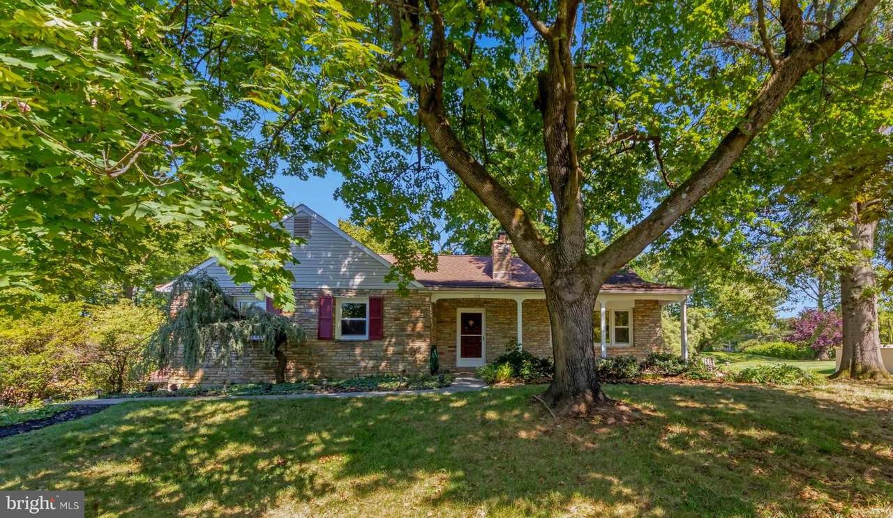172 Robin Road - Photo 1