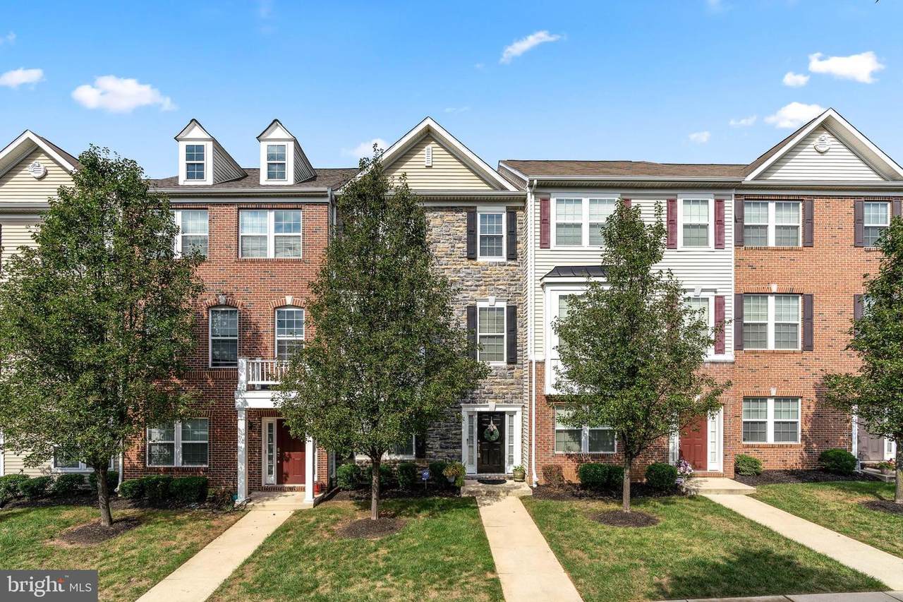 9334 Esplanade Court - Photo 1