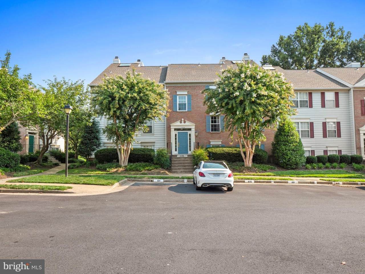 12104 Green Ledge Court - Photo 1