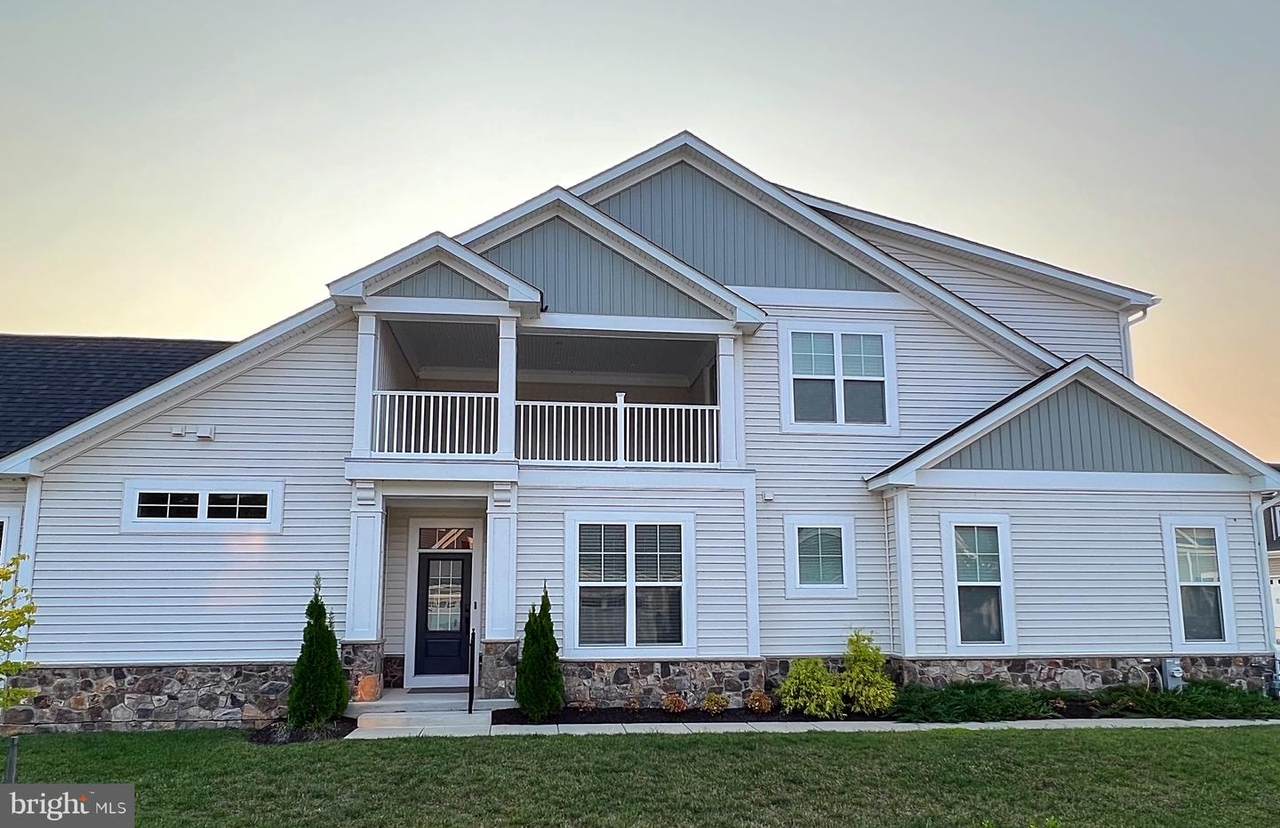 1511 Yellow Sand Lane - Photo 1