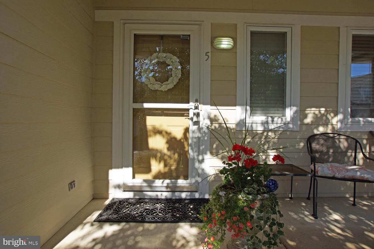 5 Crane Avenue - Photo 1