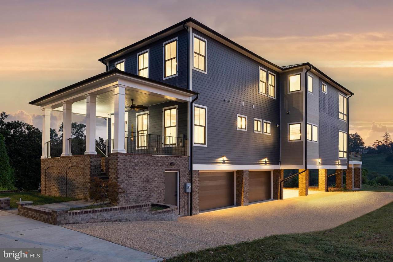 1119 Sophia Street - Photo 1