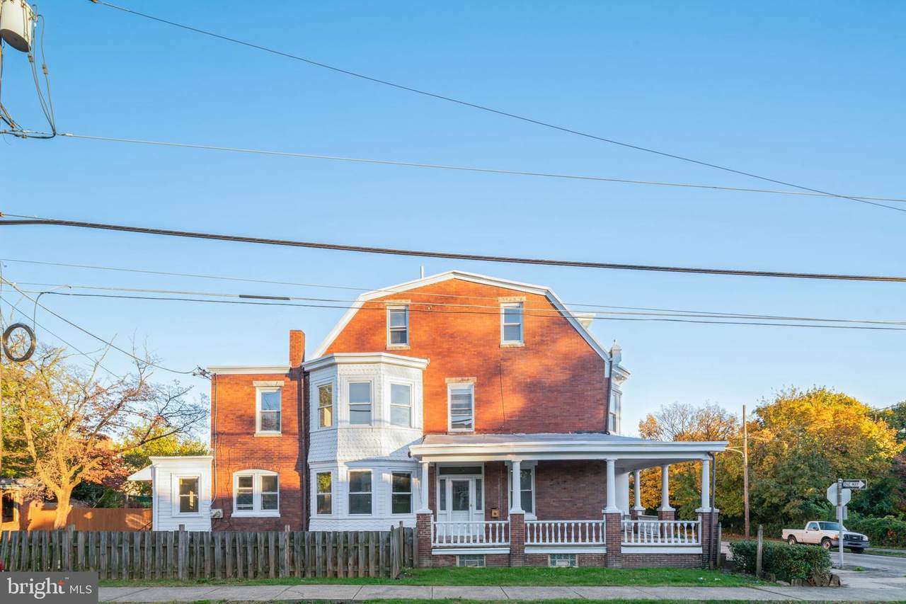 1201-3 Herbert Street - Photo 1