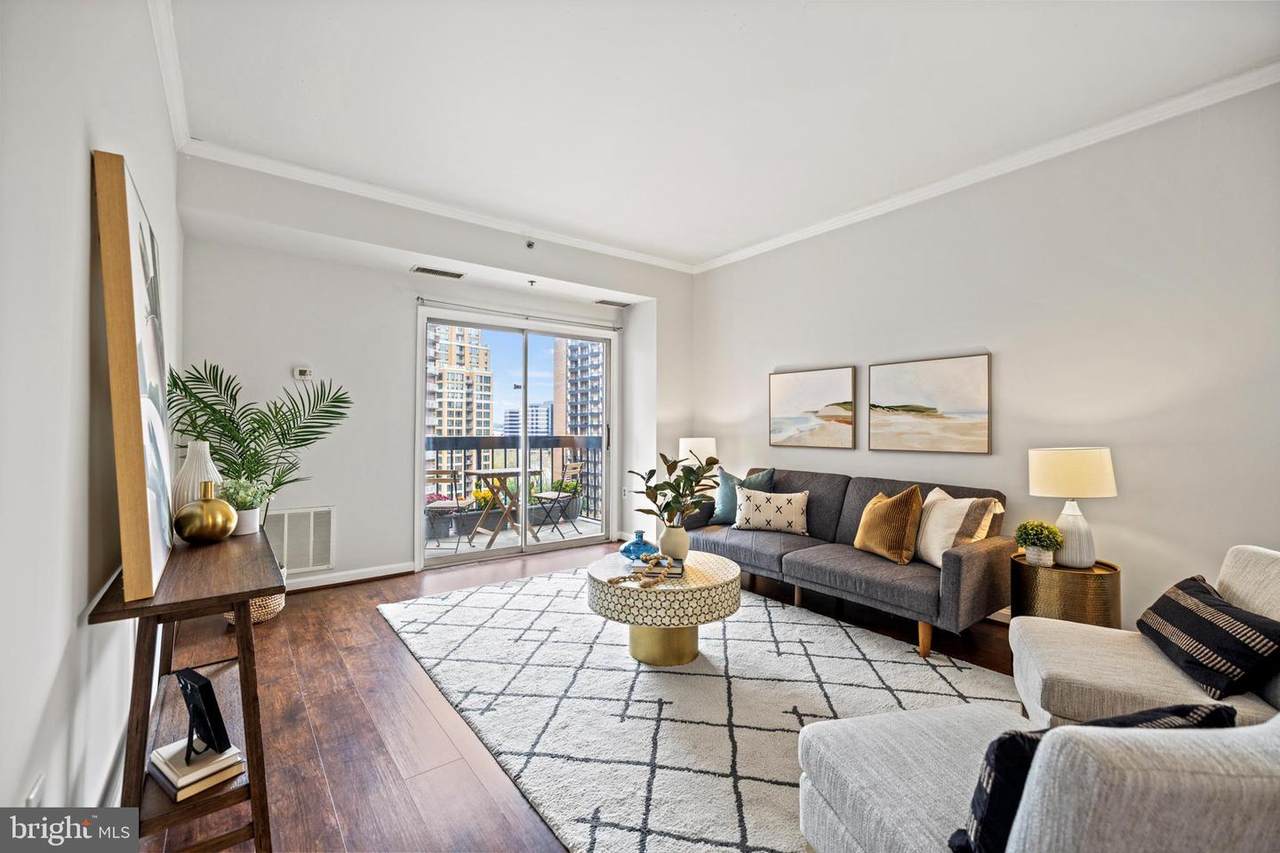 1211 Eads Street - Photo 1