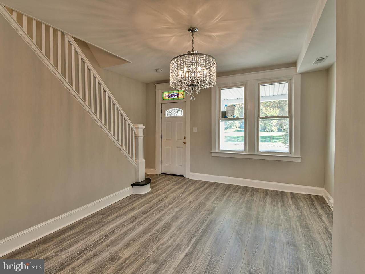 274 Hilton Street - Photo 1