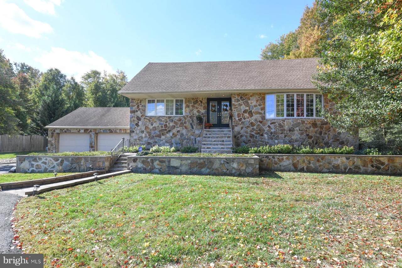 283 Mount Laurel Road - Photo 1