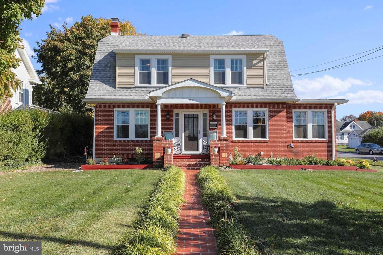 482 Washington Street - Photo 1