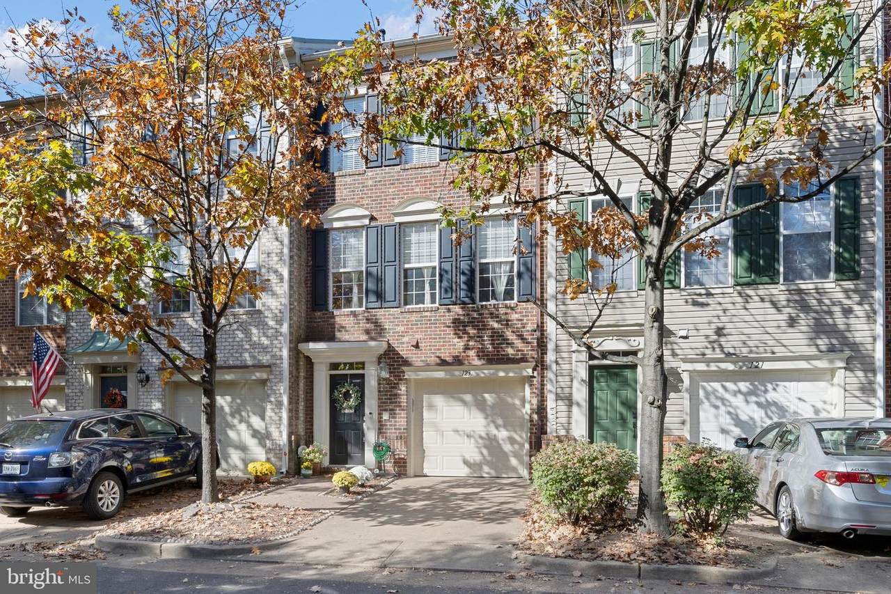 123 Martin Lane - Photo 1