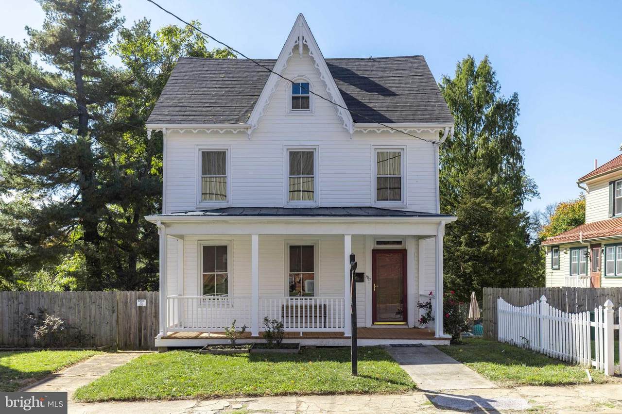 190 Green Street - Photo 1