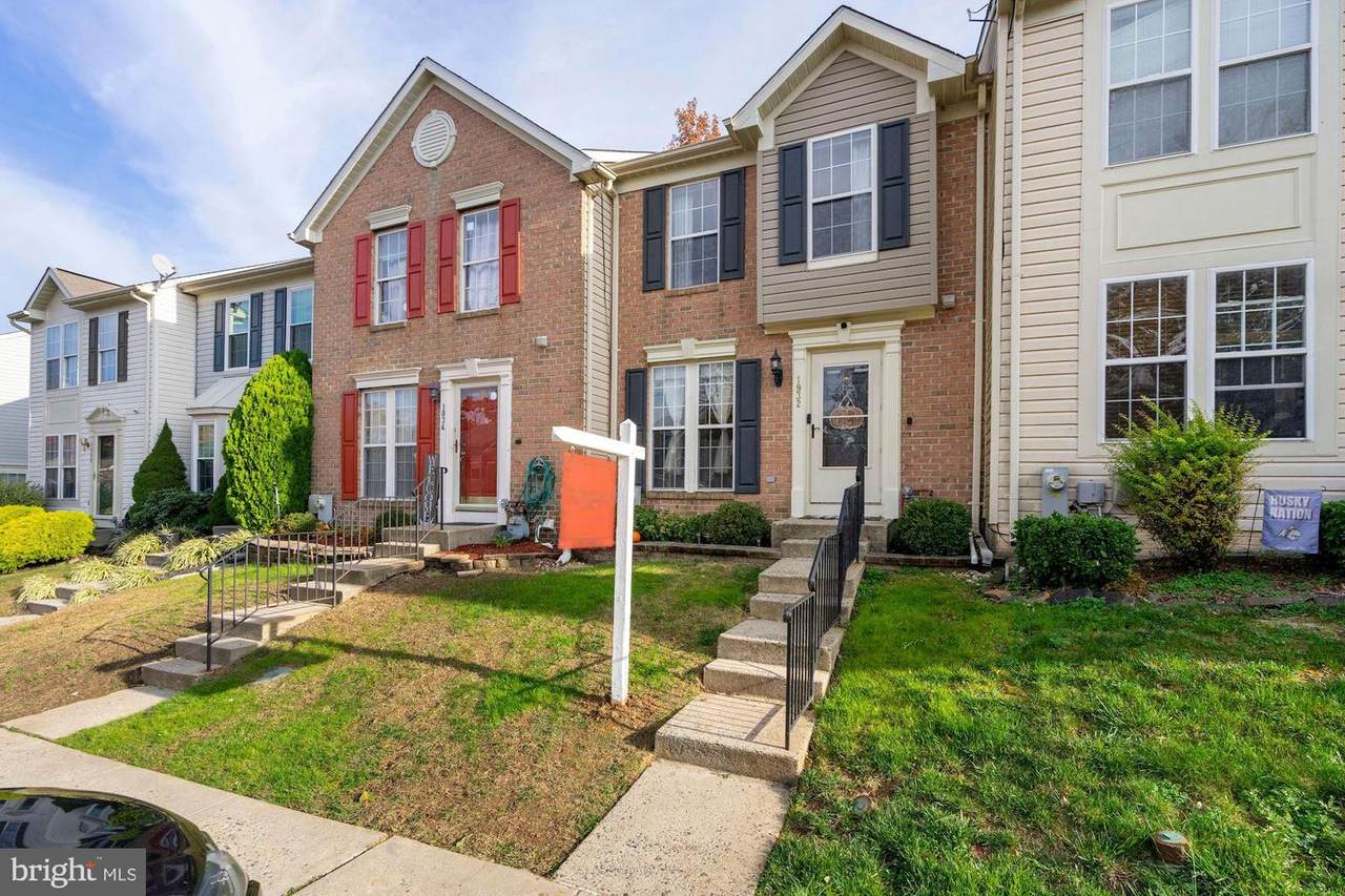 1932 Laurel Oak Drive - Photo 1