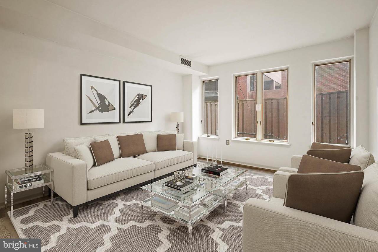 1045 31ST Street - Photo 1