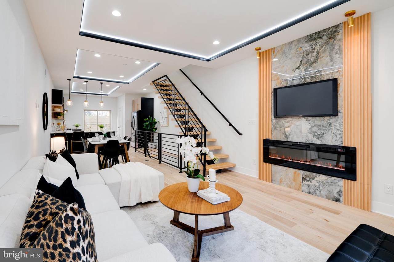 1520 Hancock Street - Photo 1