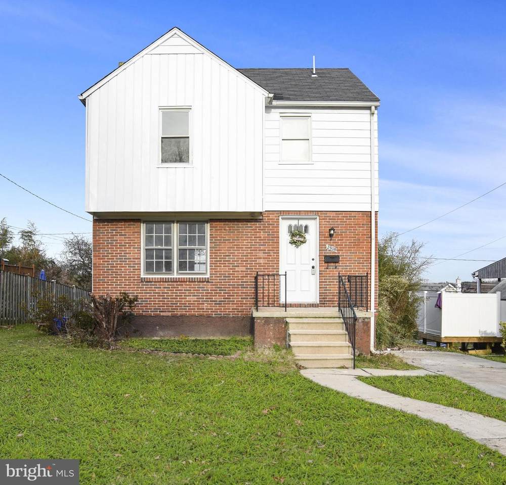2908 Manns Avenue - Photo 1