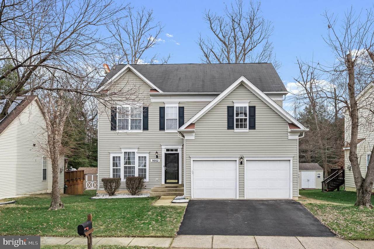 9002 Fox Park Road - Photo 1