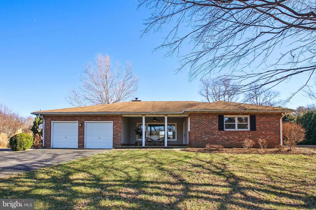 712 Appomattox Road - Photo 1