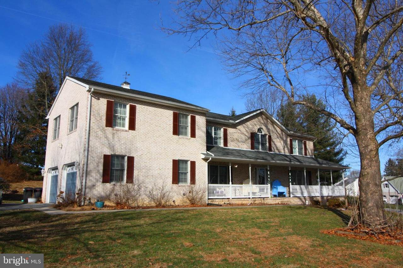 112 Penny Lane - Photo 1