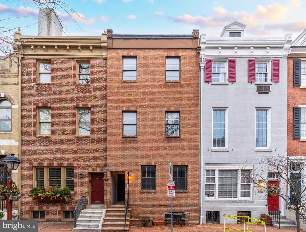 505 Pine Street - Photo 1